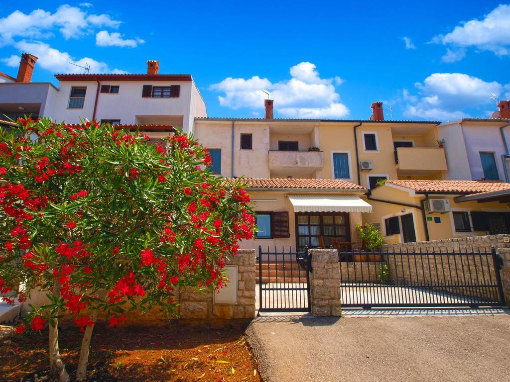Apartment Puzar 389 PUY Exterior foto